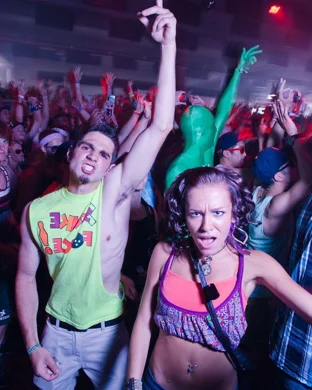 Aly & Fila Los Angeles