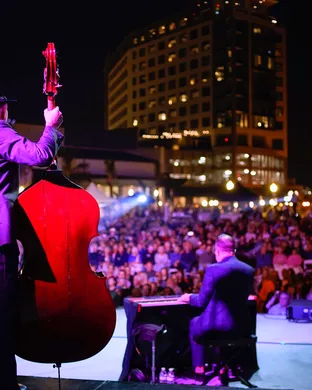 Big Bad Voodoo Daddy Newport Beach