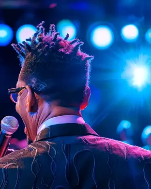 Dl Hughley Inglewood