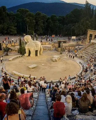 Greek Santa Ana