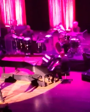 Paul Anka Cerritos