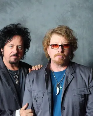 Toto Long Beach